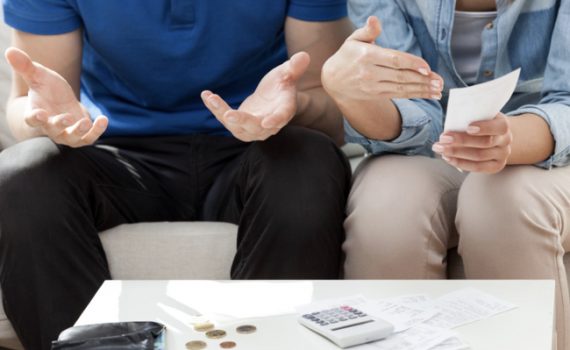 kekerasan finansial keluarga.001