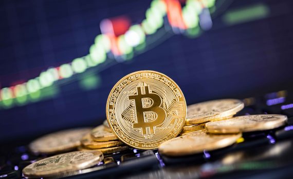 Bitcoin-Melunjak-Kenali-Cryptocurrency-Grafis.