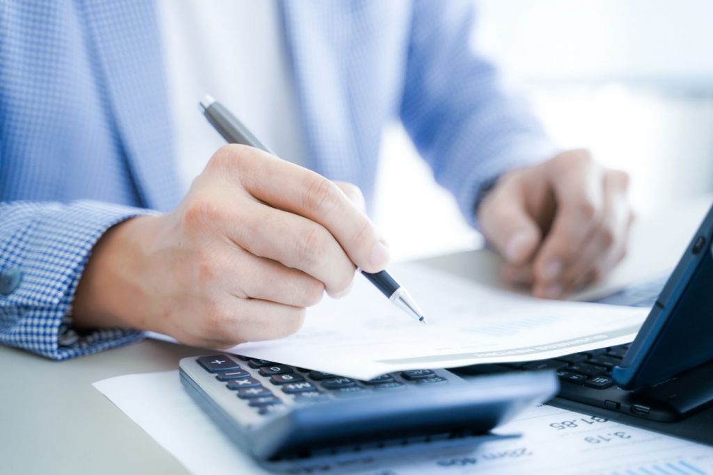 Strategi Mengelola Keuangan Karyawan Pengusaha