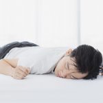 Sesak-Napas-Menyerang-Jangan-Panik-Coba-Lakukan-Proning