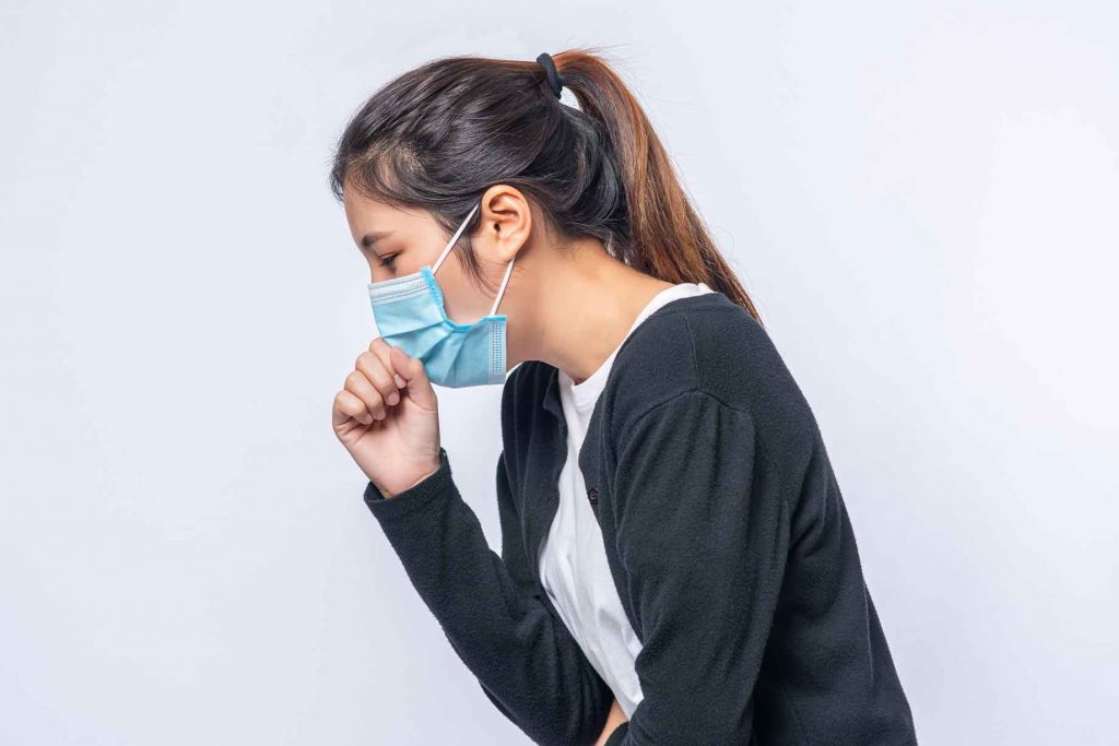 Jangan-Panik-Ketahui-Perbedaan-Gejala-Flu-Biasa-dan-Omicron