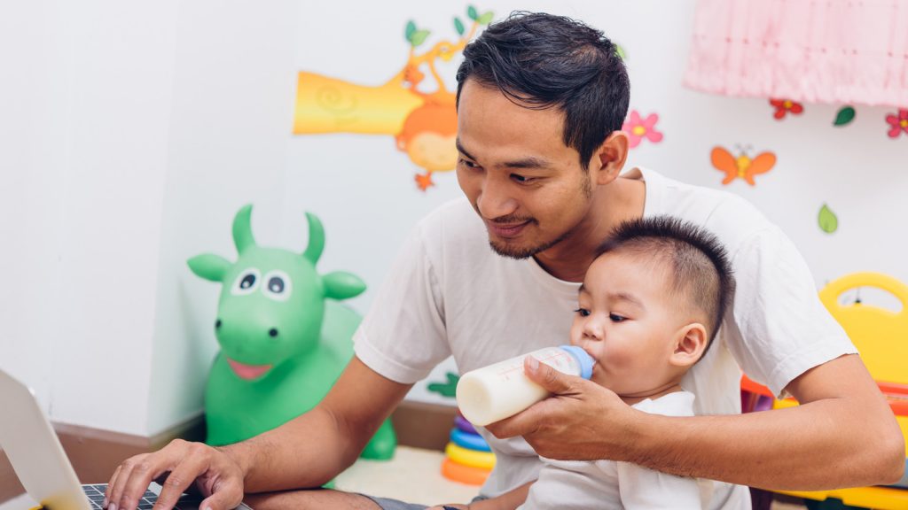 Perjuangan Single Parent di Tengah Pandemi, Ini Strateginya!